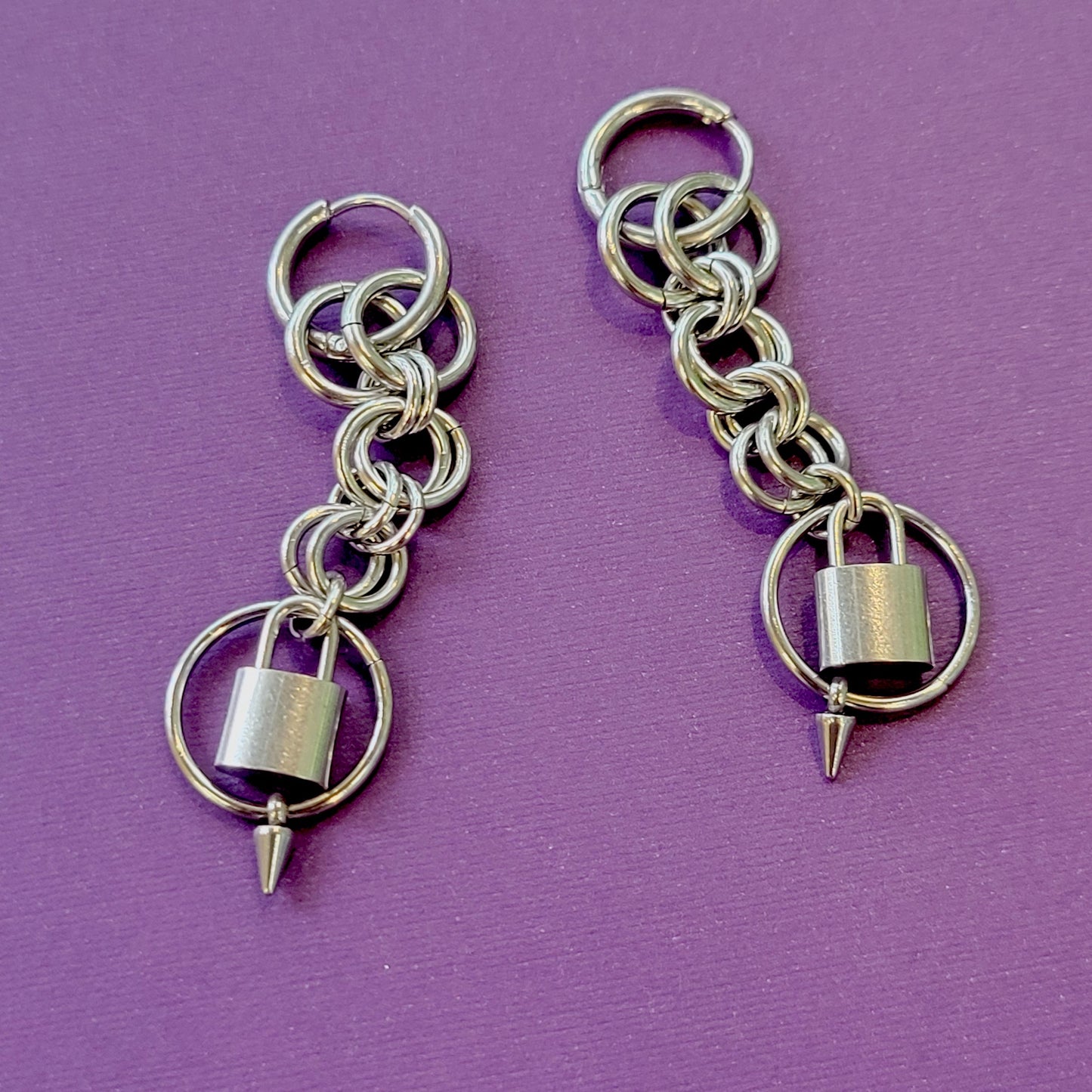 Earrings Hug Lock