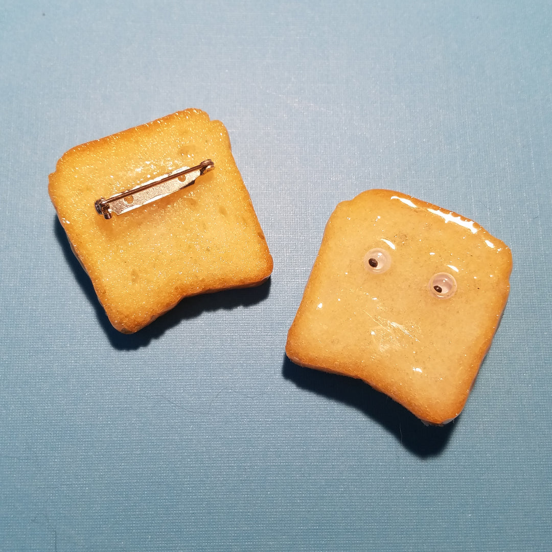 Googly Eye Toast Pin