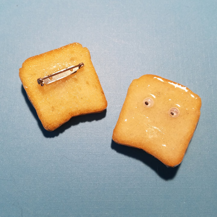 Googly Eye Toast Pin